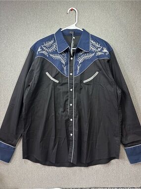 Men's Black Western-Style Button-Down Shirt with Navy Embroidered Yoke NWT